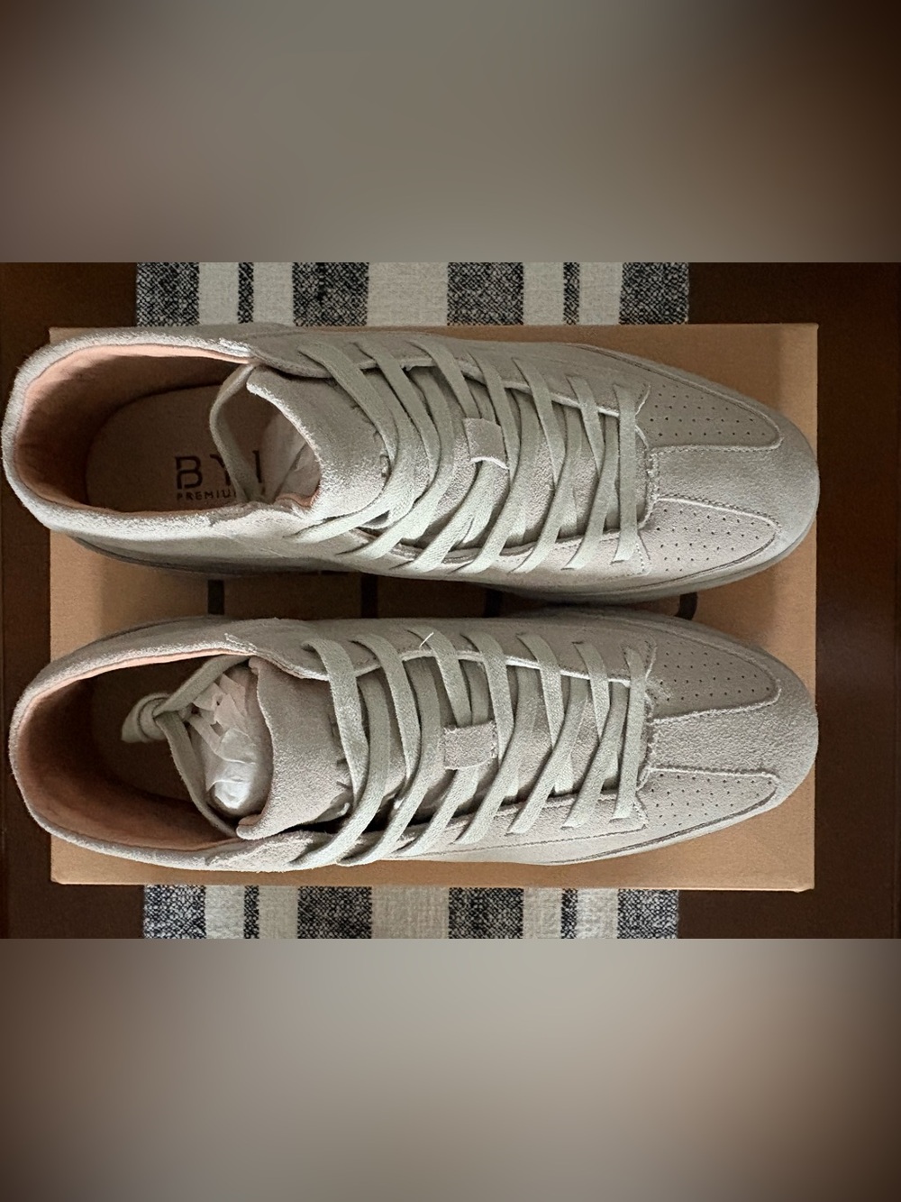 BYLT Retroday MYD Dove Suede Mid Top Sneakers Men’s 9.5 NIB - Picture 6 of 12